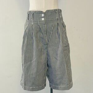 Milano Sport Size 10 Black/White Pinstriped Canvas Bermuda Shorts Vintage 80s